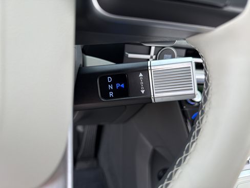 Used 2024 Hyundai Santa Fe Calligraphy image 21