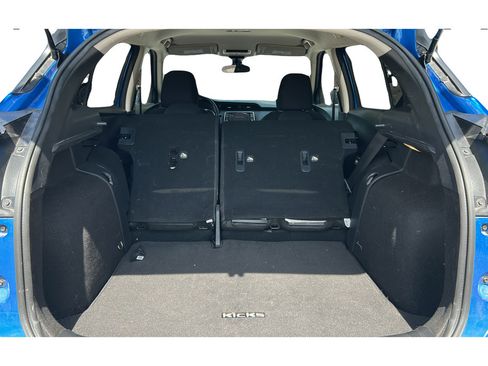 Certified 2025 Nissan Kicks Play S FWD image 10
