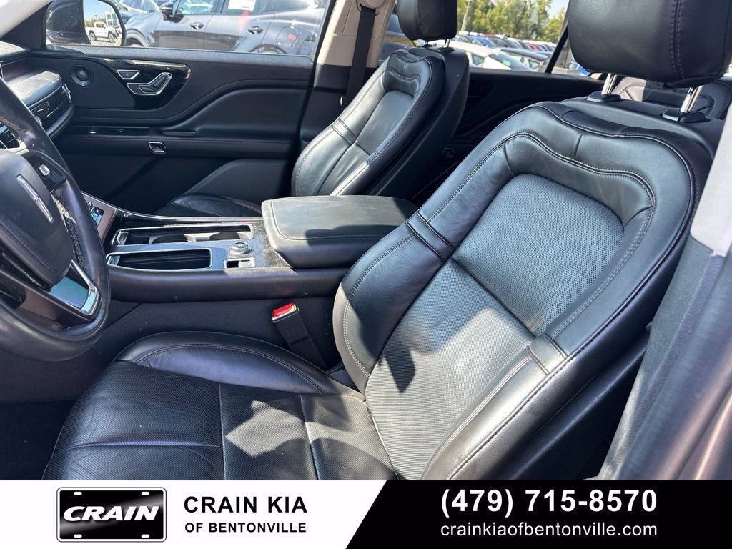 Used 2022 Lincoln Aviator Reserve w/ Elements Package Plus AWD/4WD image 21