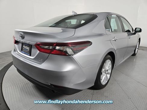 Used 2024 Toyota Camry LE image 6