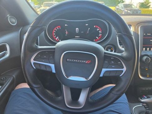 Used 2019 Dodge Durango SXT AWD/4WD image 3
