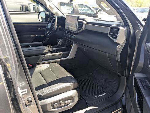 Used 2023 Toyota Tundra Limited w/ Power Package image 34