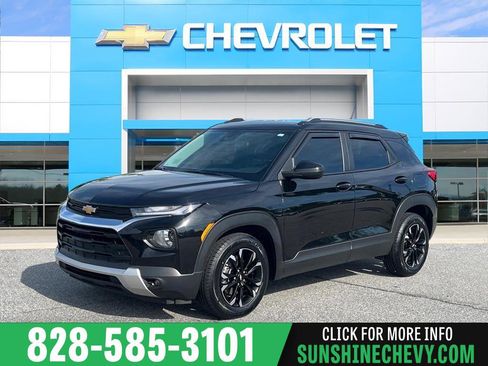 Certified 2023 Chevrolet TrailBlazer LT FWD image 1