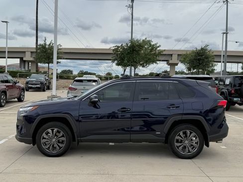 Used 2024 Toyota RAV4 XLE Premium AWD/4WD image 7