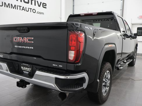 Used 2023 GMC Sierra 2500 SLE AWD/4WD image 4