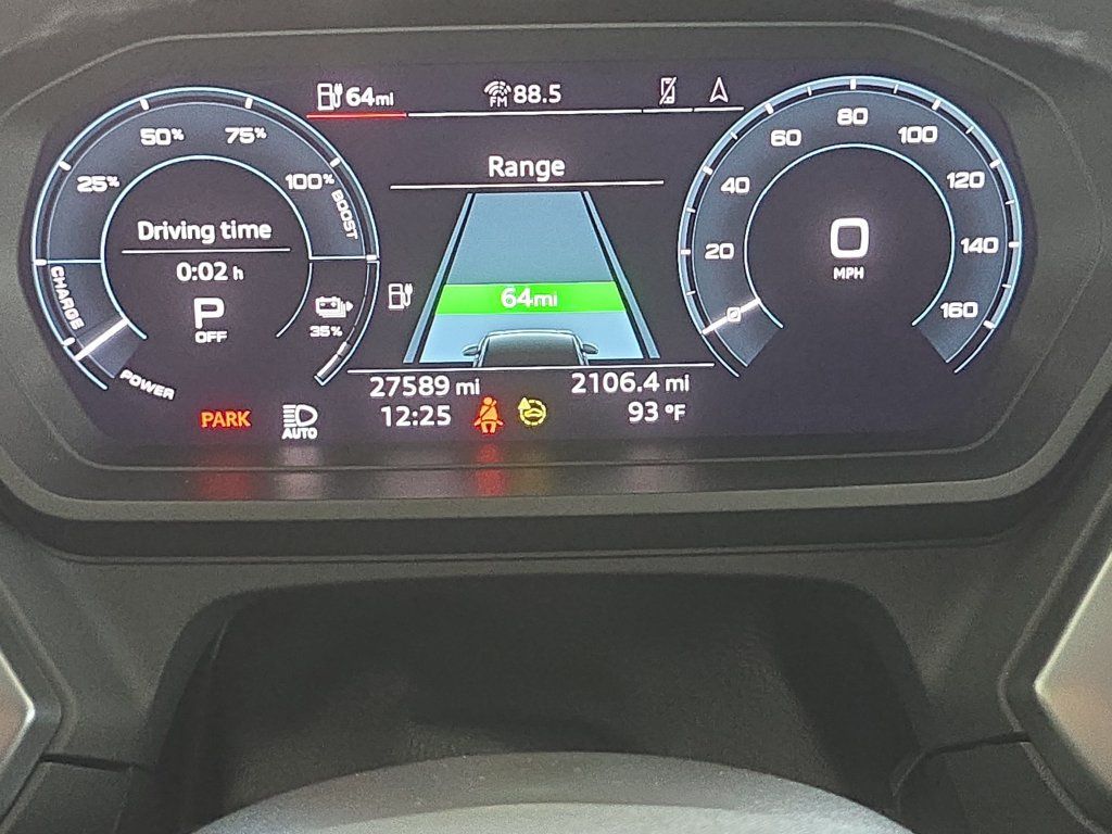 Used 2023 Audi Q4 e-tron Prestige AWD/4WD image 14