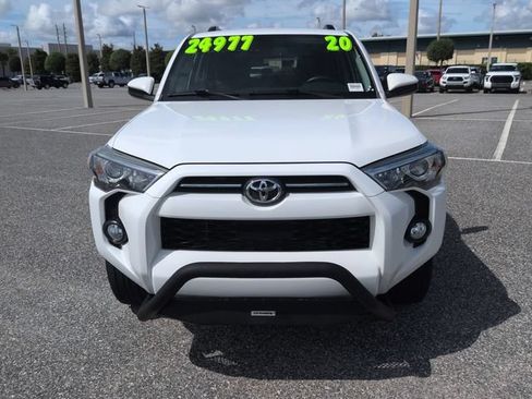 Certified 2020 Toyota 4Runner SR5 RWD image 9