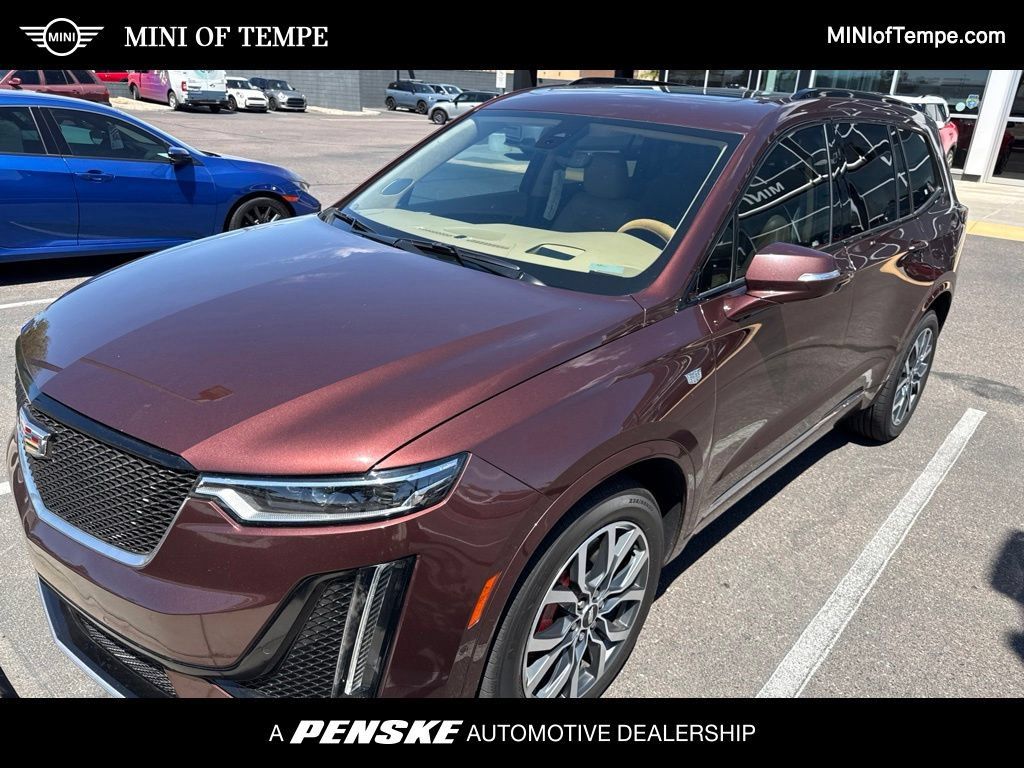 Used 2022 Cadillac XT6 Sport w/ Platinum Package AWD/4WD image 1