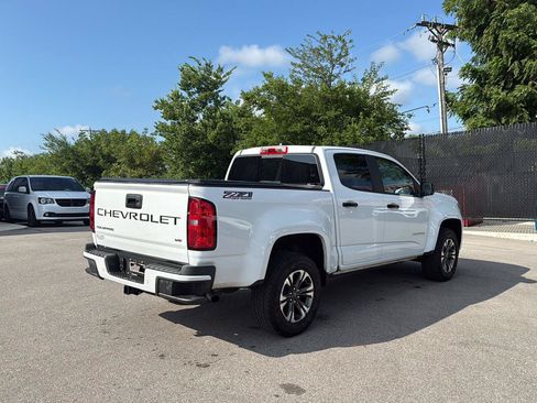 Used 2021 Chevrolet Colorado Z71 AWD/4WD image 3