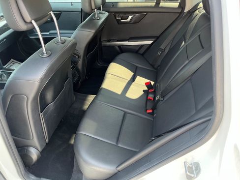 Used 2015 Mercedes-Benz GLK 350 4MATIC image 13