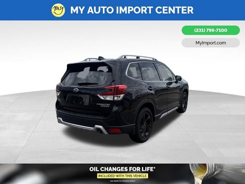 Used 2023 Subaru Forester Touring AWD/4WD image 7