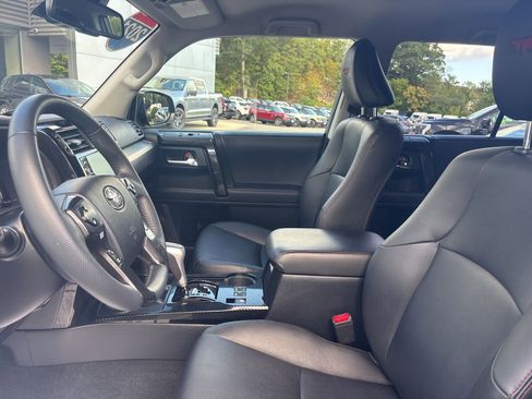 Used 2021 Toyota 4Runner TRD Off-Road Premium image 9