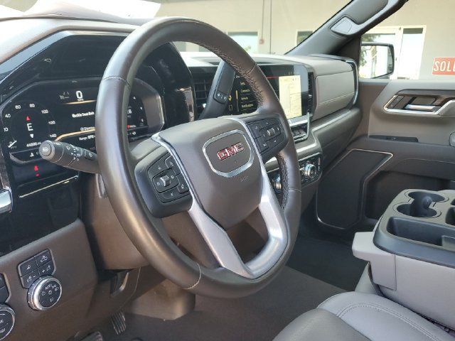 Used 2025 GMC Sierra 1500 SLT AWD/4WD image 20