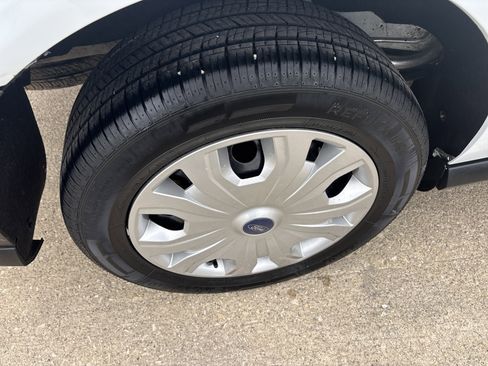 Used 2020 Ford Transit Connect XL image 6