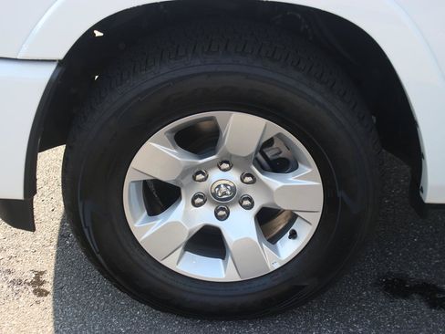 Used 2025 RAM 1500 Big Horn AWD/4WD image 34