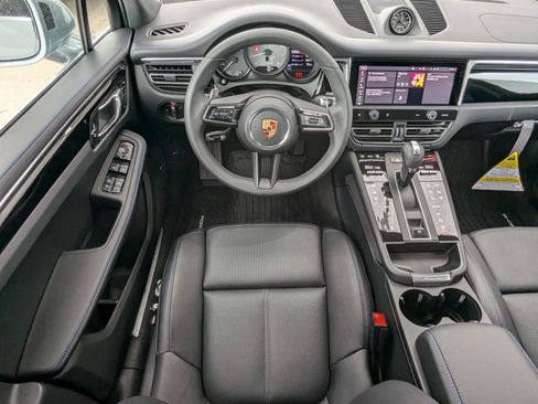 New 2025 Porsche Macan S image 15