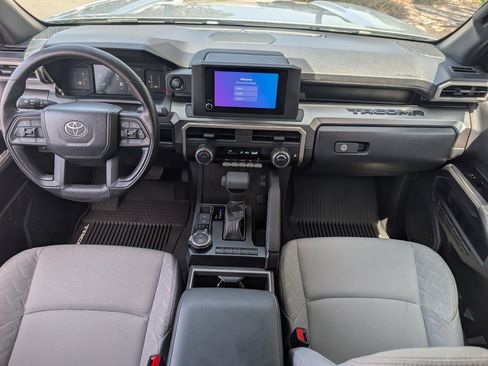 Used 2025 Toyota Tacoma SR5 AWD/4WD image 4