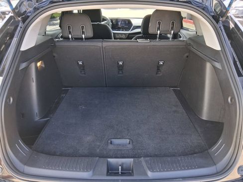 Used 2025 Chevrolet Trax LS w/ LS Convenience Package FWD image 6