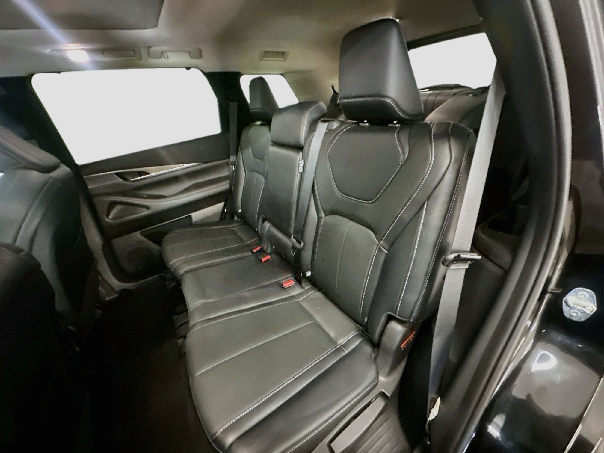 Used 2023 INFINITI QX60 Luxe w/ Cargo Package AWD/4WD image 30