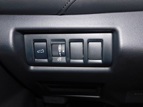 Used 2026 Subaru Outback Touring XT AWD/4WD image 31