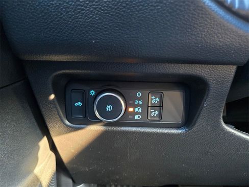 New 2025 Ford Ranger Lariat w/ Convenience Package image 18