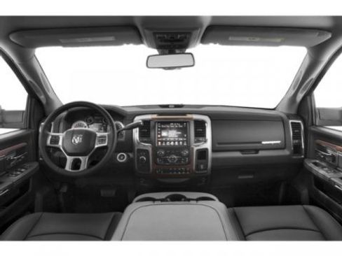Used 2018 RAM 2500 Laramie w/ Convenience Group image 11
