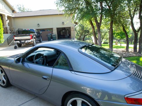 Used 2001 Porsche 911 Cabriolet image 37