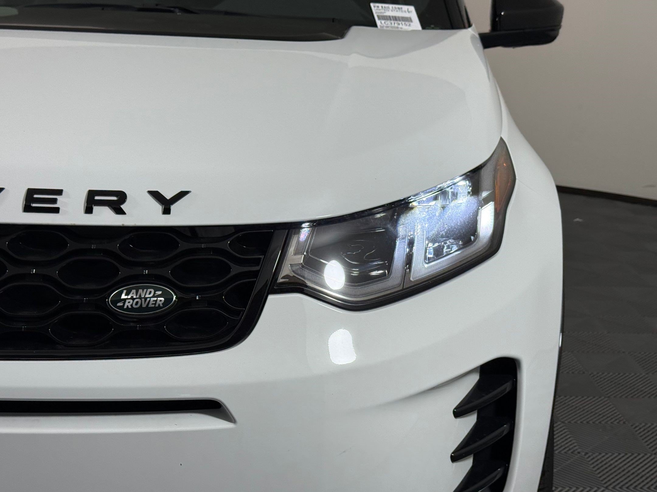 New 2026 Land Rover Discovery Sport Landmark AWD/4WD image 12