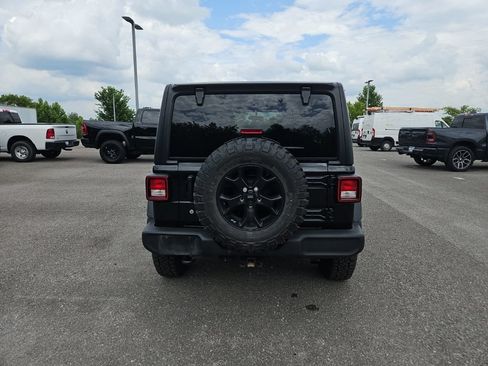 Used 2022 Jeep Wrangler Unlimited Sport AWD/4WD image 6