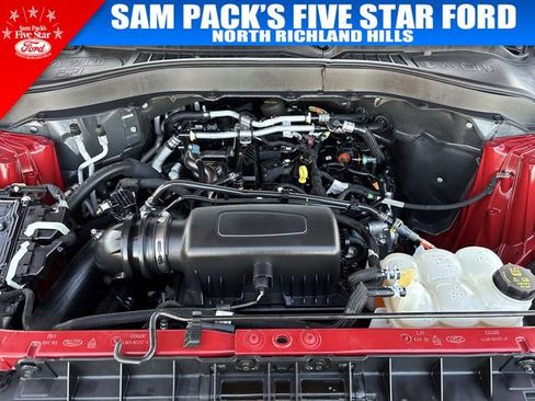 Used 2021 Ford Explorer XLT image 33