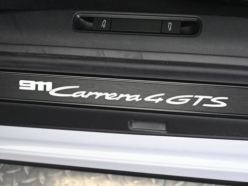 Certified 2026 Porsche 911 Carrera 4 GTS AWD/4WD image 24