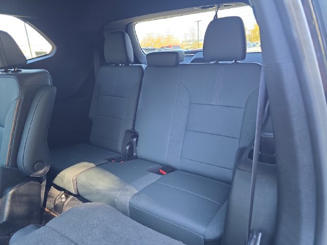 Used 2025 GMC Acadia AT4 AWD/4WD image 23