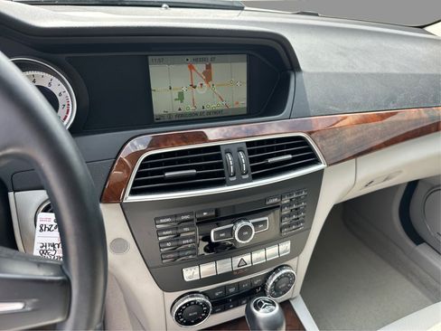 Used 2014 Mercedes-Benz C 300 4MATIC Sedan image 29