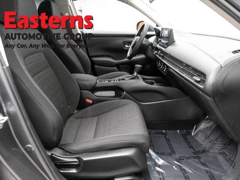 Used 2023 Honda HR-V LX image 24
