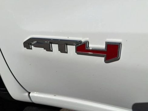 Used 2024 GMC Sierra 1500 AT4 w/ Technology Package image 33
