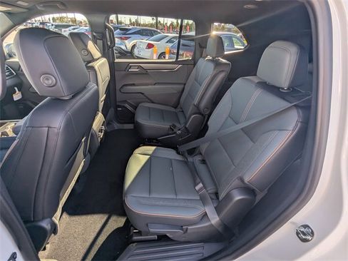 New 2026 GMC Acadia AT4 w/ Luxury Package image 14