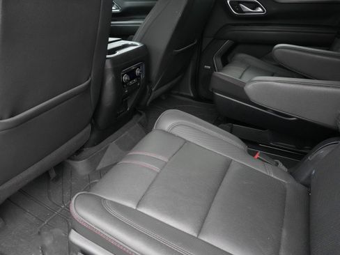 Used 2023 Chevrolet Tahoe RST w/ Luxury Package AWD/4WD image 32