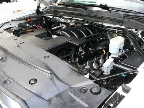 Used 2016 GMC Sierra 1500 SLT w/ Suspension Package, Off-Road image 23