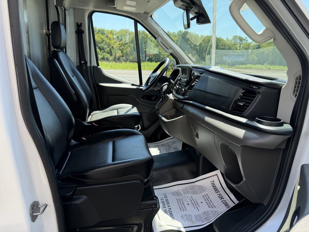 Used 2024 Ford Transit 350 RWD image 27