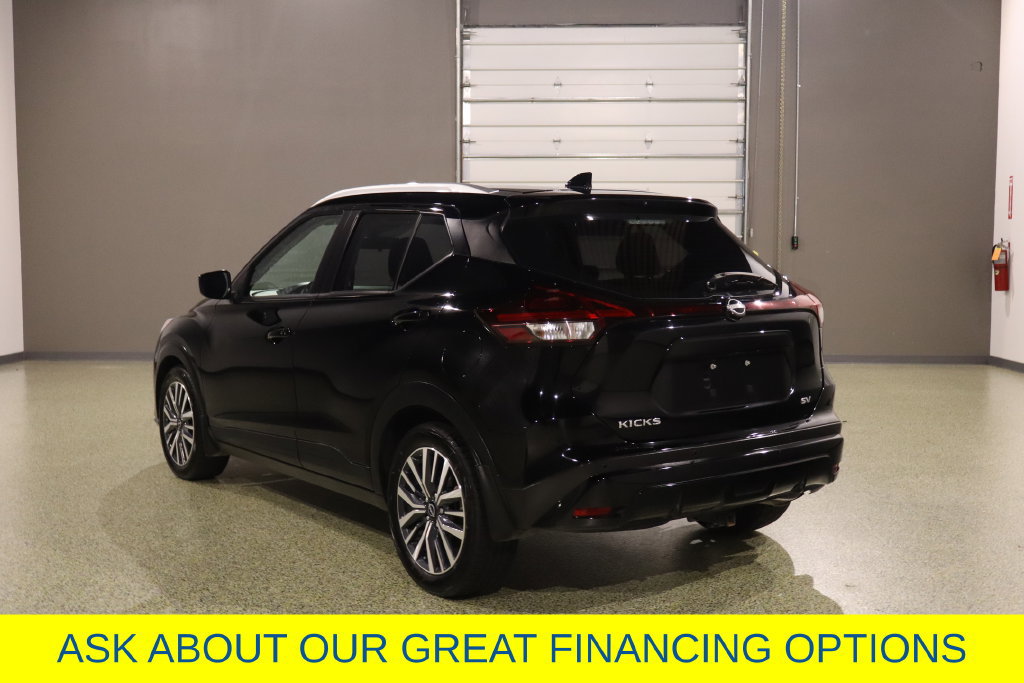 Used 2023 Nissan Kicks SV FWD image 7