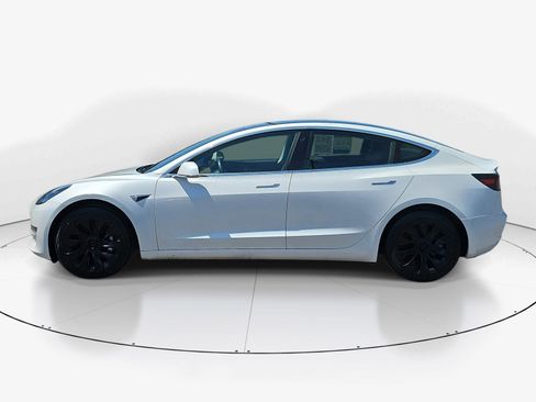 Used 2020 Tesla Model 3 Standard Range Plus RWD image 7