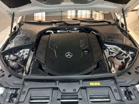 Used 2023 Mercedes-Benz S 580 4MATIC Sedan image 5
