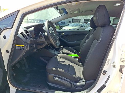 Used 2016 Kia Forte LX FWD image 13