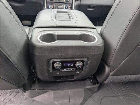 Used 2021 Chevrolet Tahoe LT w/ LT Signature Package AWD/4WD image 21