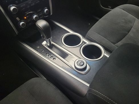 Used 2015 Nissan Pathfinder SV w/ Cargo Package image 26