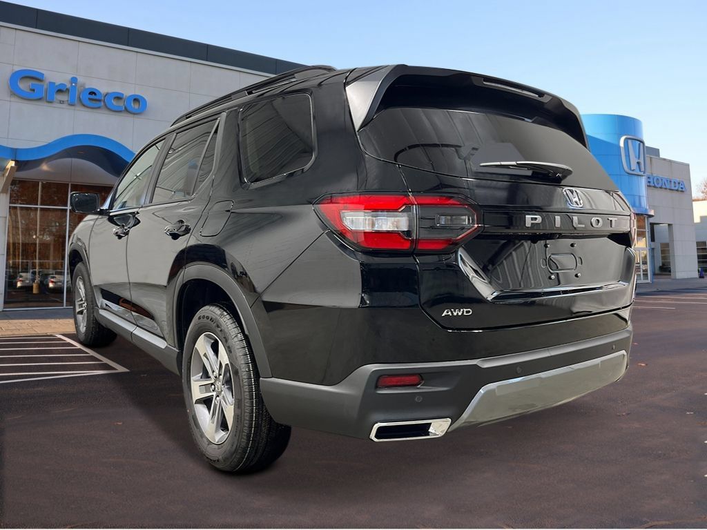New 2026 Honda Pilot EX-L image 3