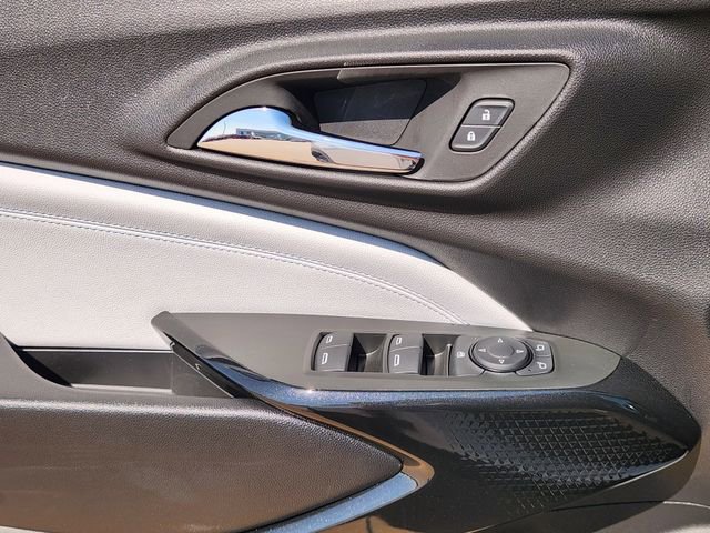 New 2026 Chevrolet Trax LT w/ Driver Confidence Package FWD image 17