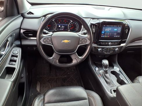 Certified 2021 Chevrolet Traverse Premier w/ Redline Edition AWD/4WD image 8