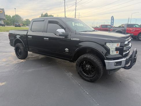 Used 2017 Ford F150 King Ranch w/ Equipment Group 601A Luxury AWD/4WD image 3