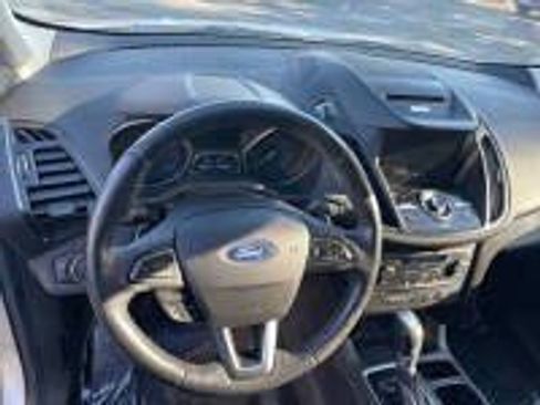 Used 2017 Ford Escape Titanium AWD/4WD image 18